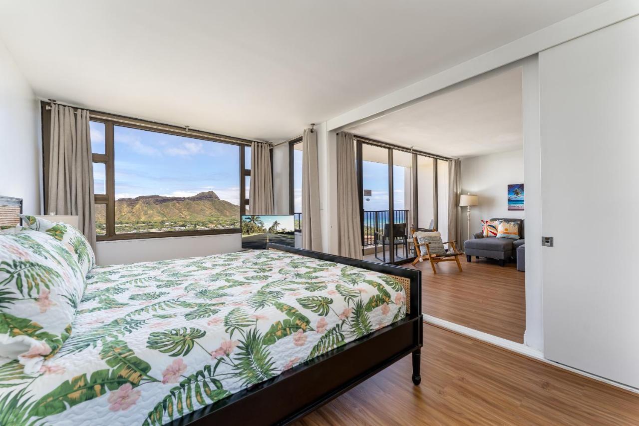 Apartamento Waikiki Banyan W-Ocean Views With Free Parking! Honolulu Exterior foto