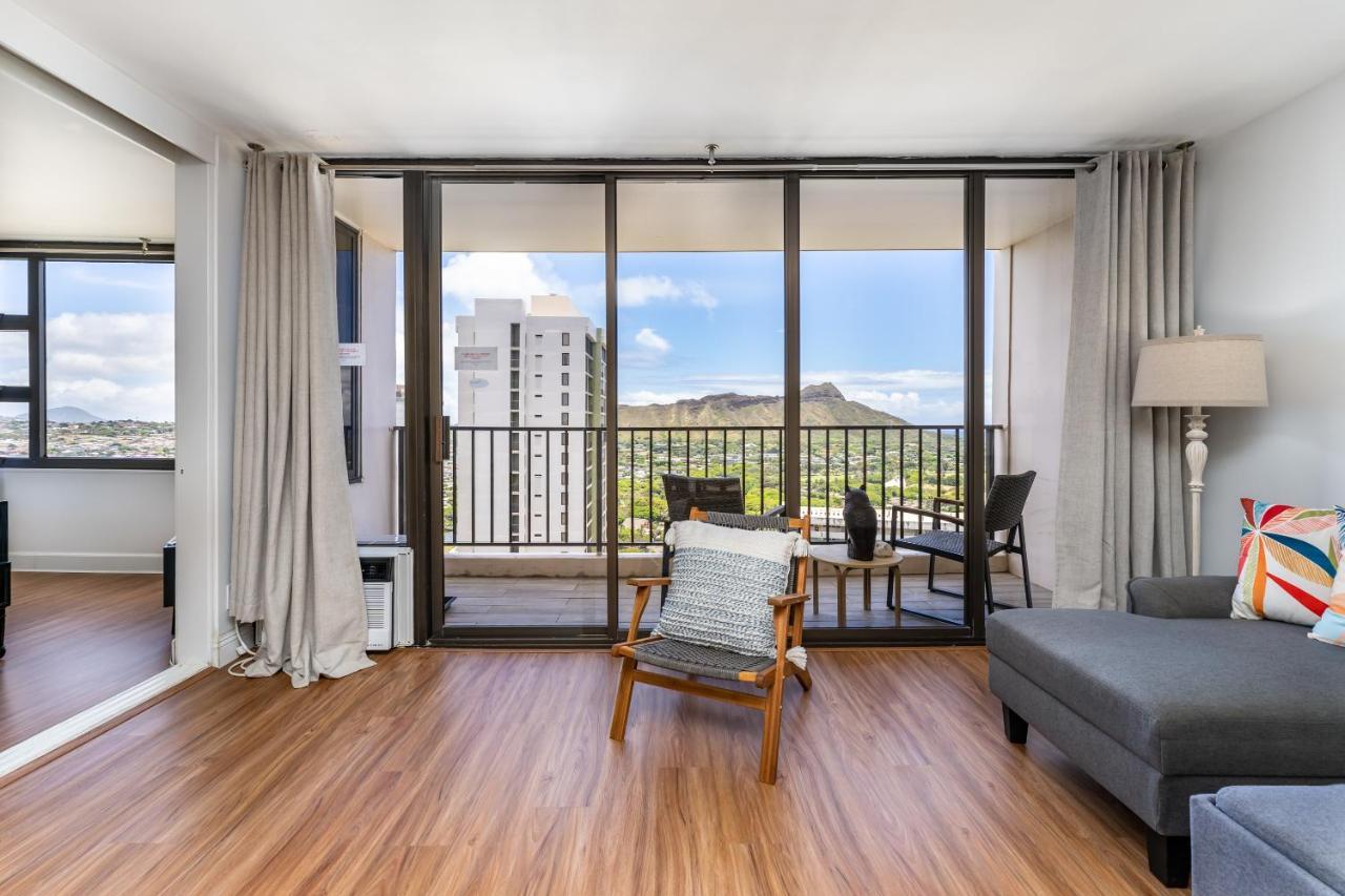Apartamento Waikiki Banyan W-Ocean Views With Free Parking! Honolulu Exterior foto