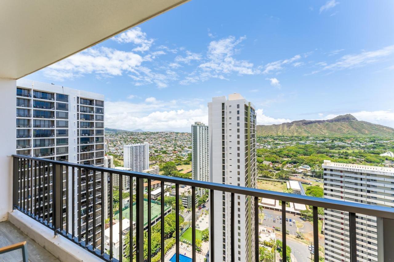 Apartamento Waikiki Banyan W-Ocean Views With Free Parking! Honolulu Exterior foto